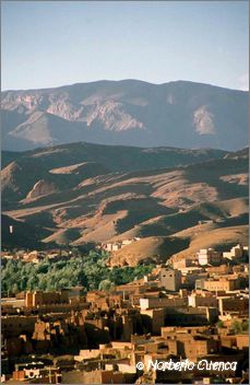039marruecos 2003-valee des roses-boumanne